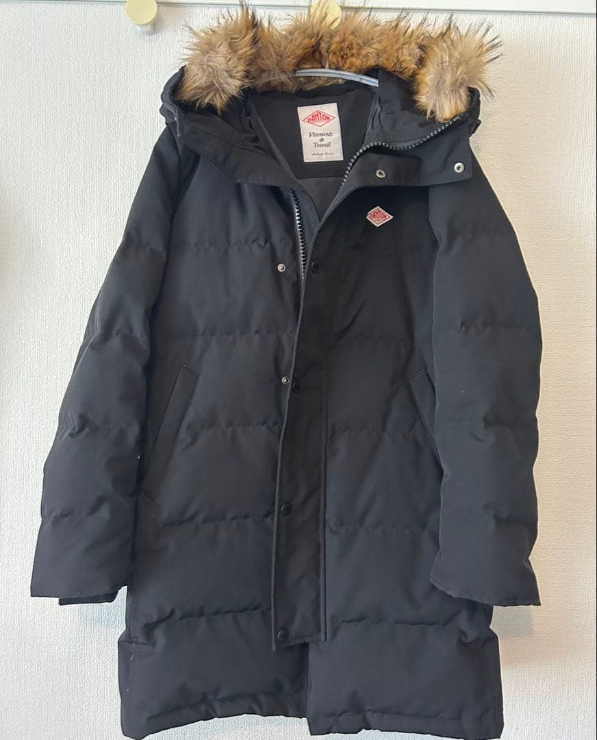 DANTONフード付きブラックダウンジャケット