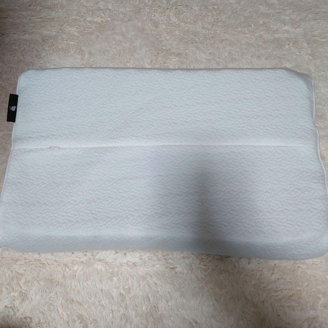 ヒツジのいらない枕-至極- 【枕カバー付き】