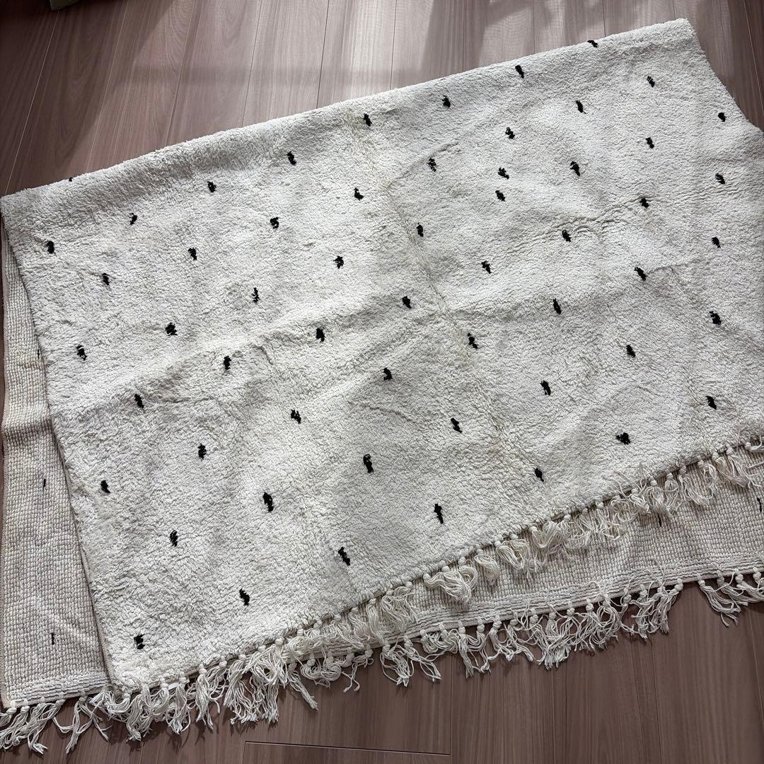 ラグドット絨毯