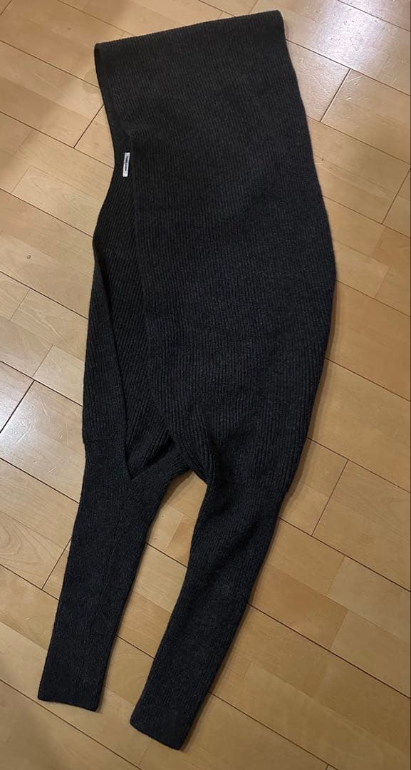 フミカウチダ fumika uchida オフショルダーニット マフラー