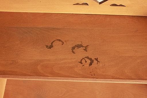 古い小ぶりな木製の収納棚　4段　本棚　食器棚　オープンラック　古家具　古道具