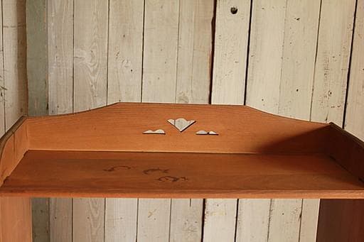 古い小ぶりな木製の収納棚　4段　本棚　食器棚　オープンラック　古家具　古道具