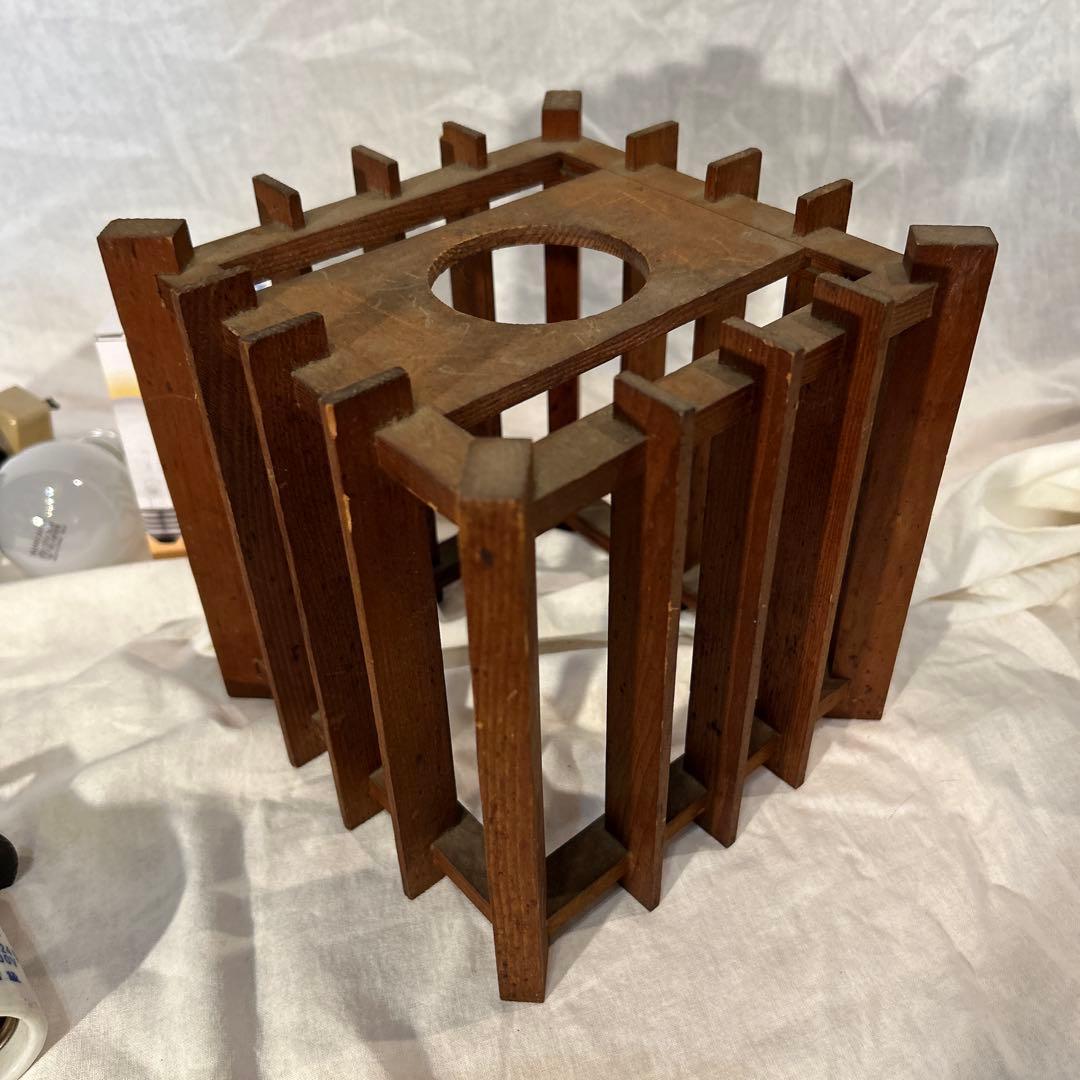 ヴィンテージ　北欧　昭和レトロモダンライト　乳白ガラス木製フレーム　電球付き