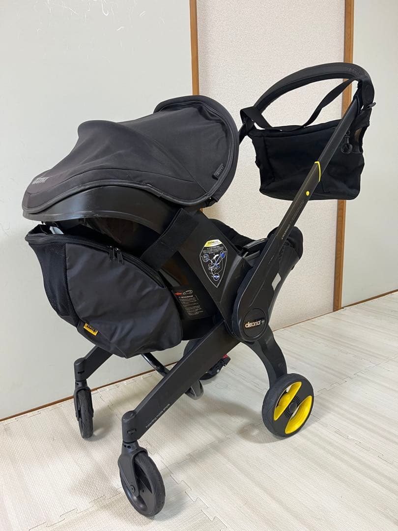 doona ミッドナイト [リミテッドエディション] & ISOFIXベース