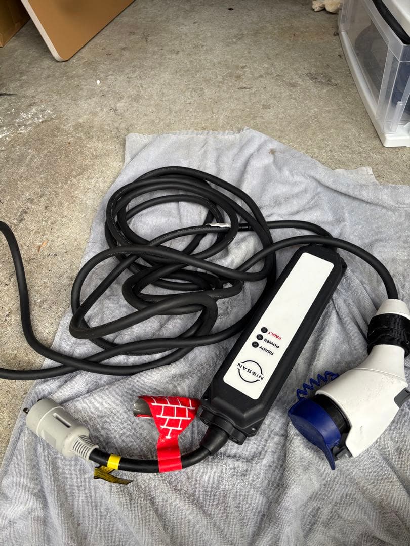 Nissan EV充電ケーブル 2023年