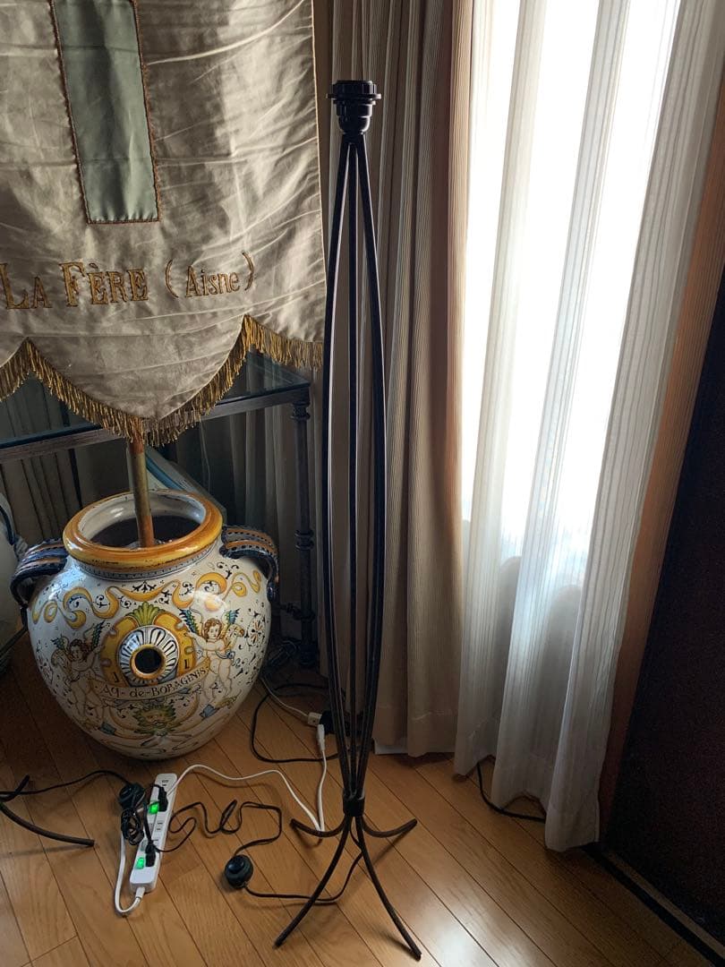 カトレーヌメミ　最終価格ビンテージアイアンフロアーランプ2本セット45000円！