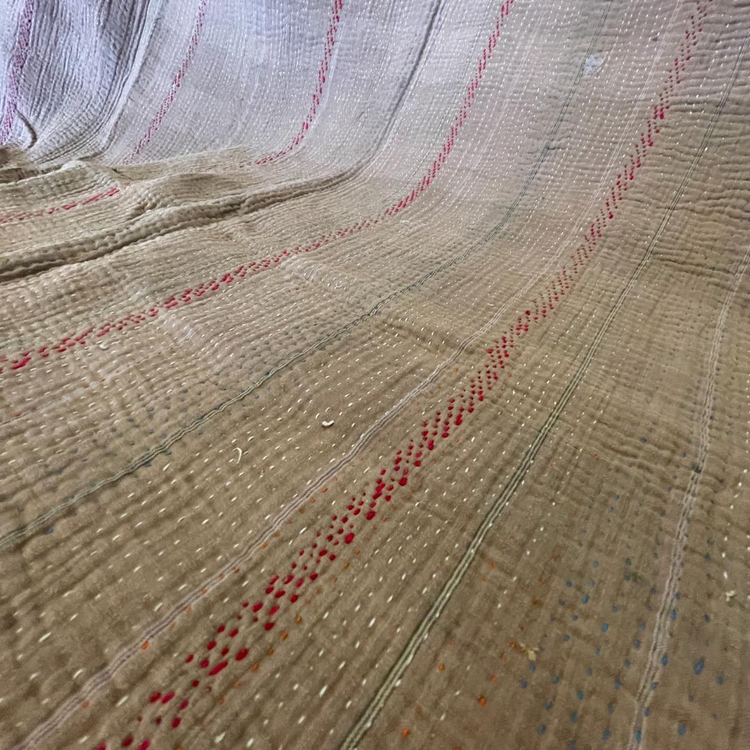 インド製ヴィンテージカンタラリーキルト ストライプマルチカバー