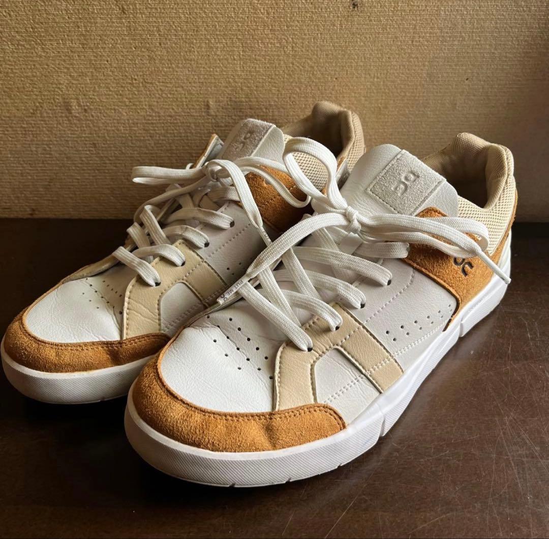 な*９様 【激レア】On ロジャー フェデラー モデル ベージュ THE ROG