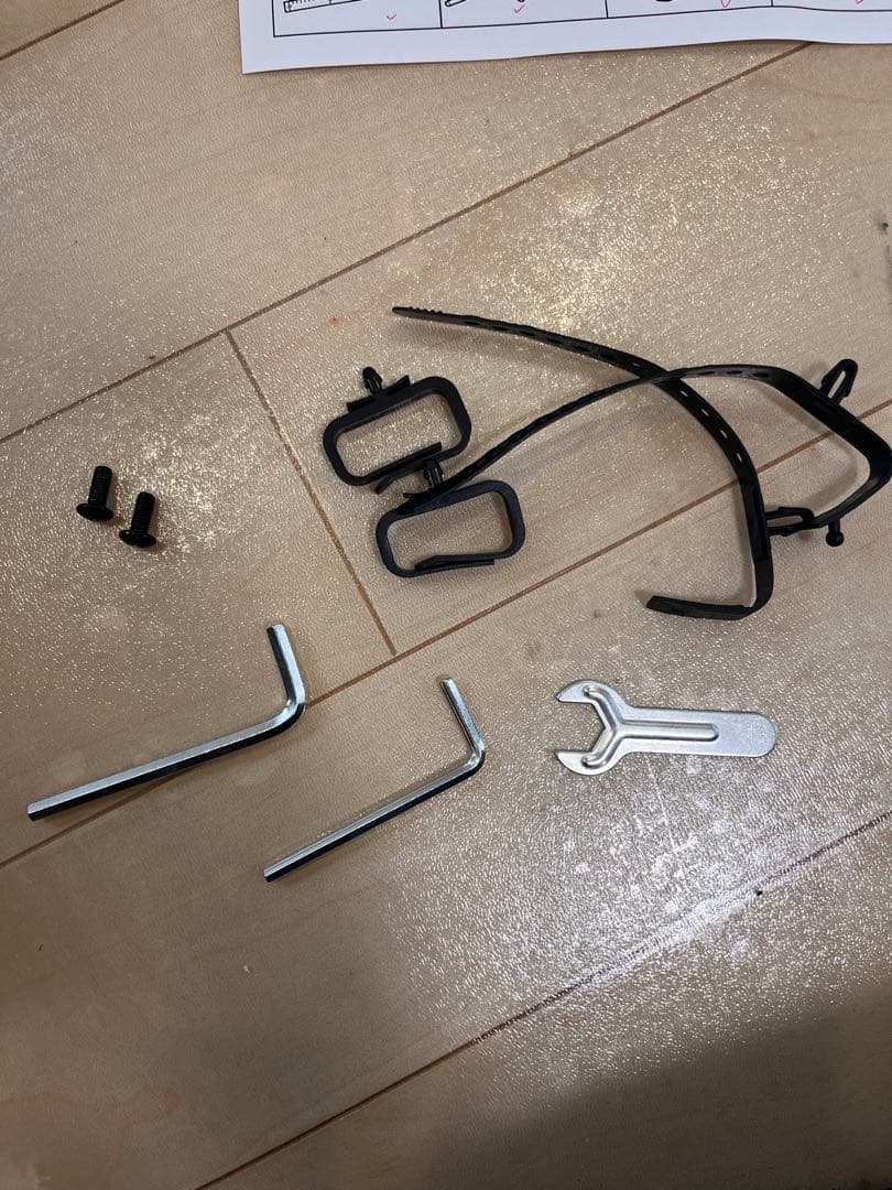 EQUALS WALLウォール 壁寄せTVスタンドV2 と収納付きゲーム機棚板