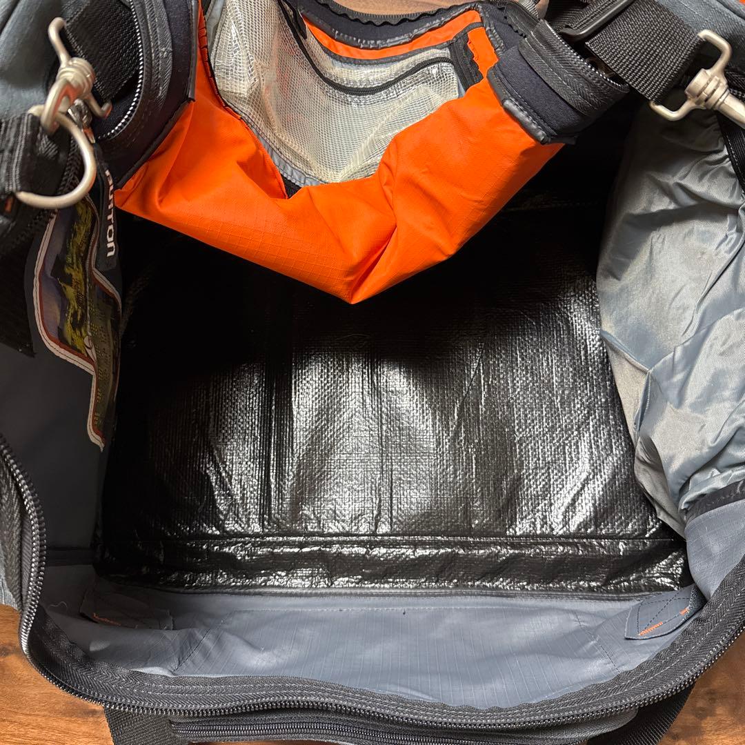 BURTON 大容量スノーボードバッグ 取り外し可能リュックあり