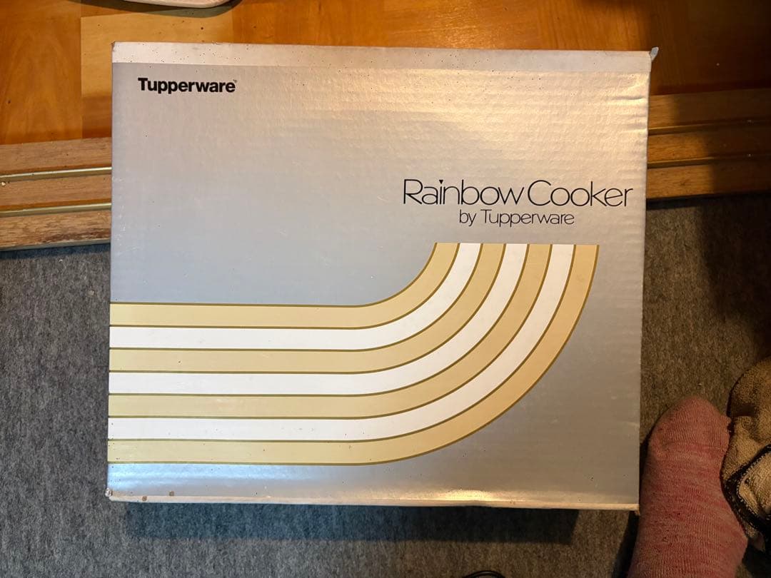 新品 タッパーウェアレインボークッカーTupperware26cm深鍋 4.7L