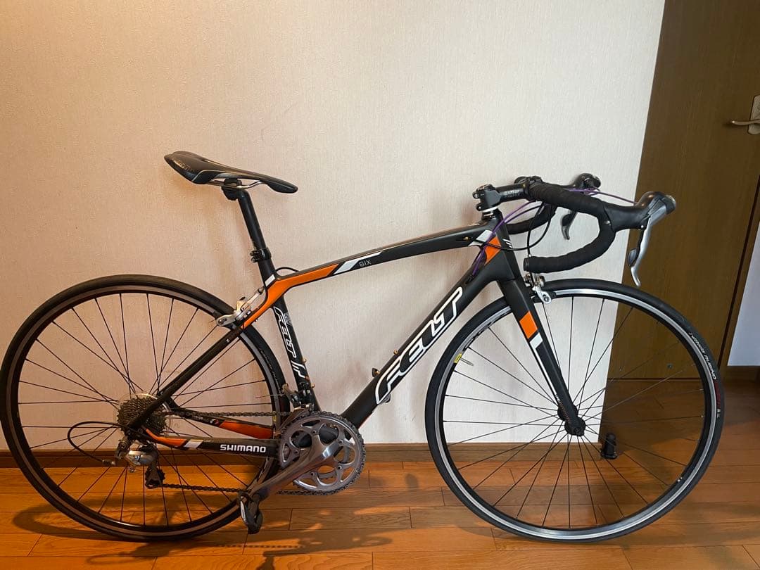 FELT Z6 カーボンフレームロードバイク