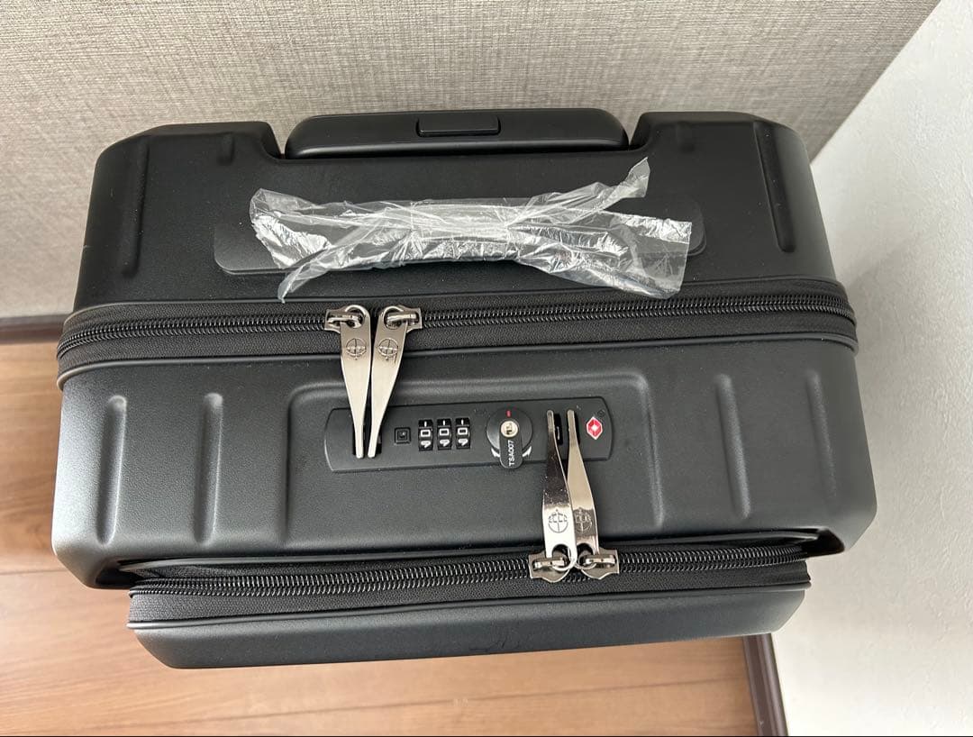 【数回使用】Evoon　スーツケース　拡張機能なし ブラック 524