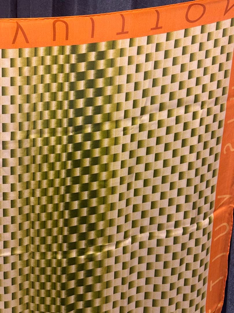 【美品】ルイヴィトン ダミエ スカーフ みどり オレンジ シルク100％