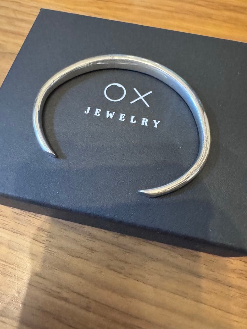 OX JEWELRY Silver Curve Bangle MBアイテム