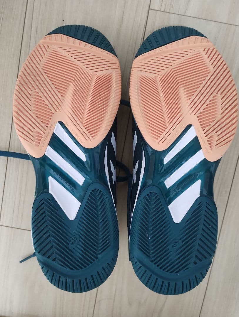 アシックス　テニスシューズ ソリューションスピード FF 2　25.5