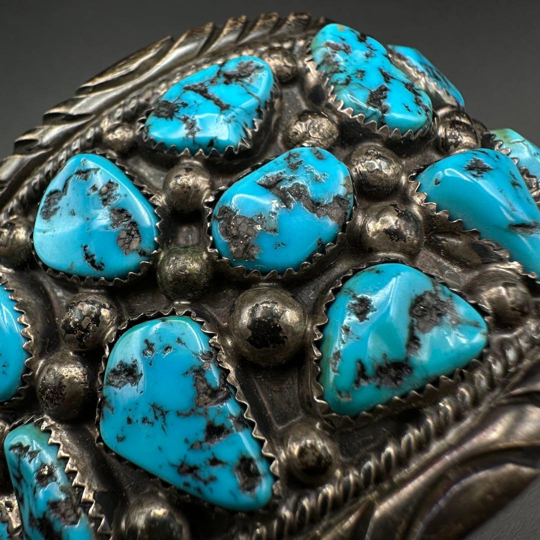 Navajo  Mooreキングマン　ナゲットターコイズ　バングル