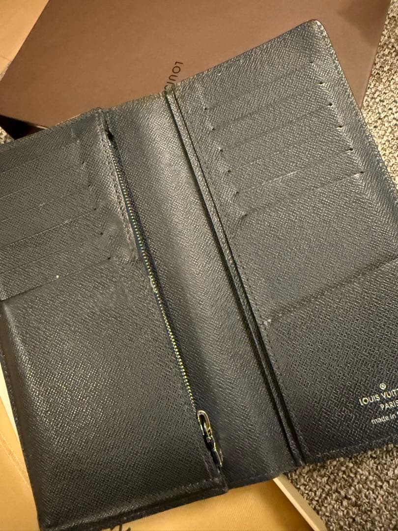 ルイ・ヴィトン 財布 LOUISVUITTON 長財布 エピ