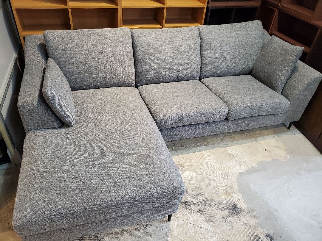 カウチソファ　布張り　グレー