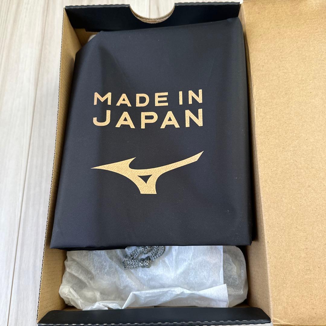 モレリアネオ2 新品タグ付　黒　26.0