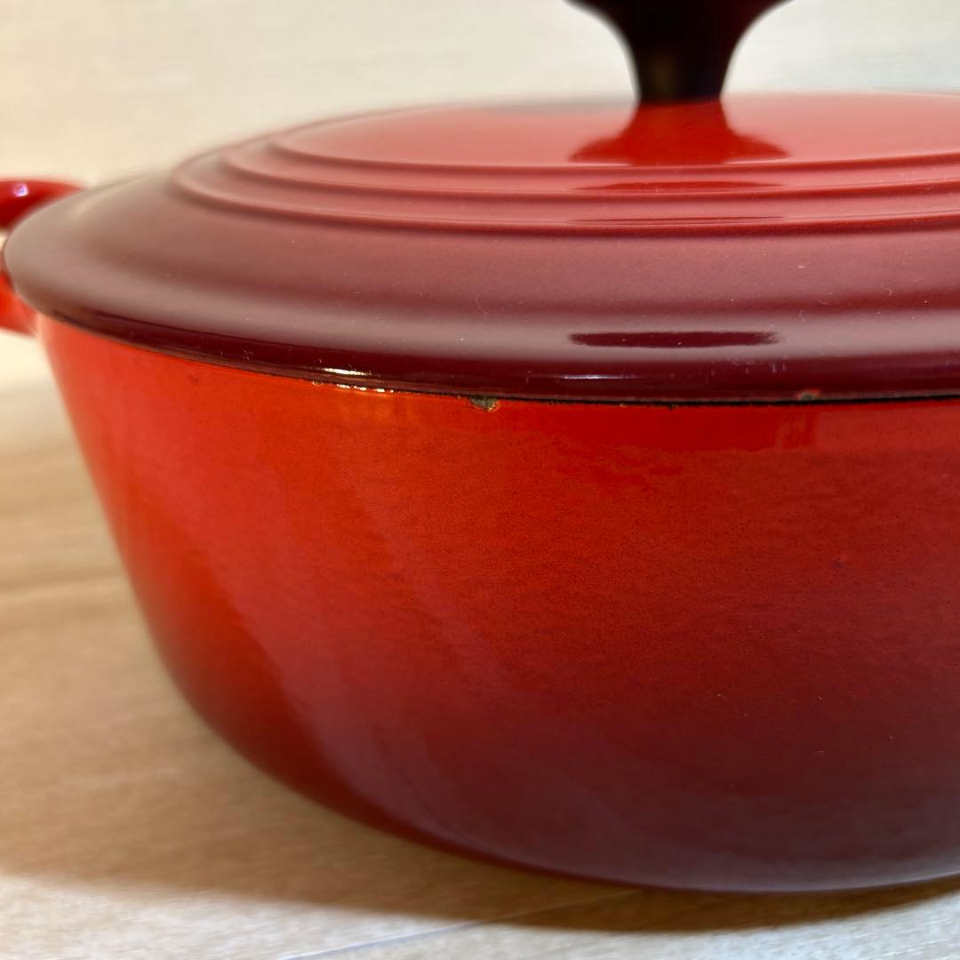 ルクルーゼ　ココットオーバル　25cm チェリーレッド　両手鍋　鍋