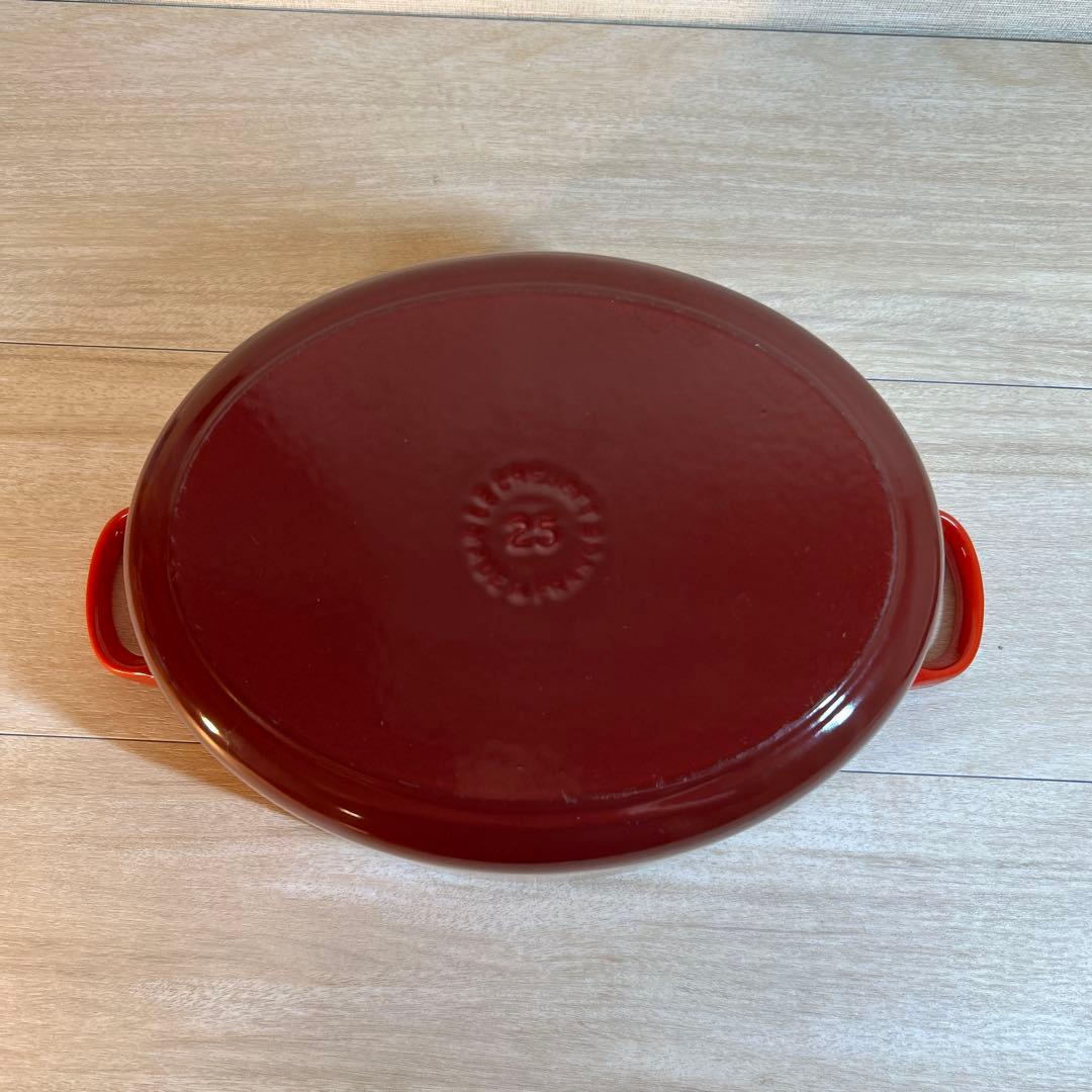 ルクルーゼ　ココットオーバル　25cm チェリーレッド　両手鍋　鍋