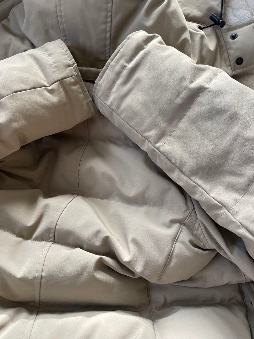 b*x様 カナダグース BELLEVILLE ベルビルTAN ベージュ ダウン