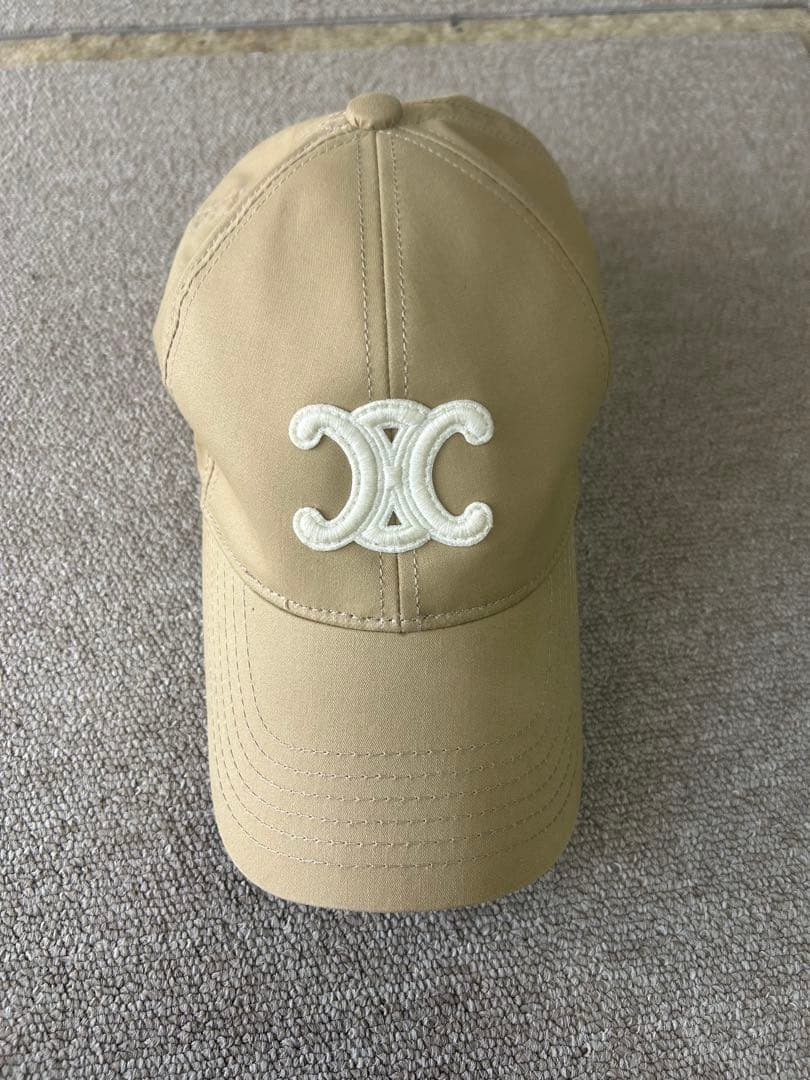 CELINE ベージュ ベースボールキャップ