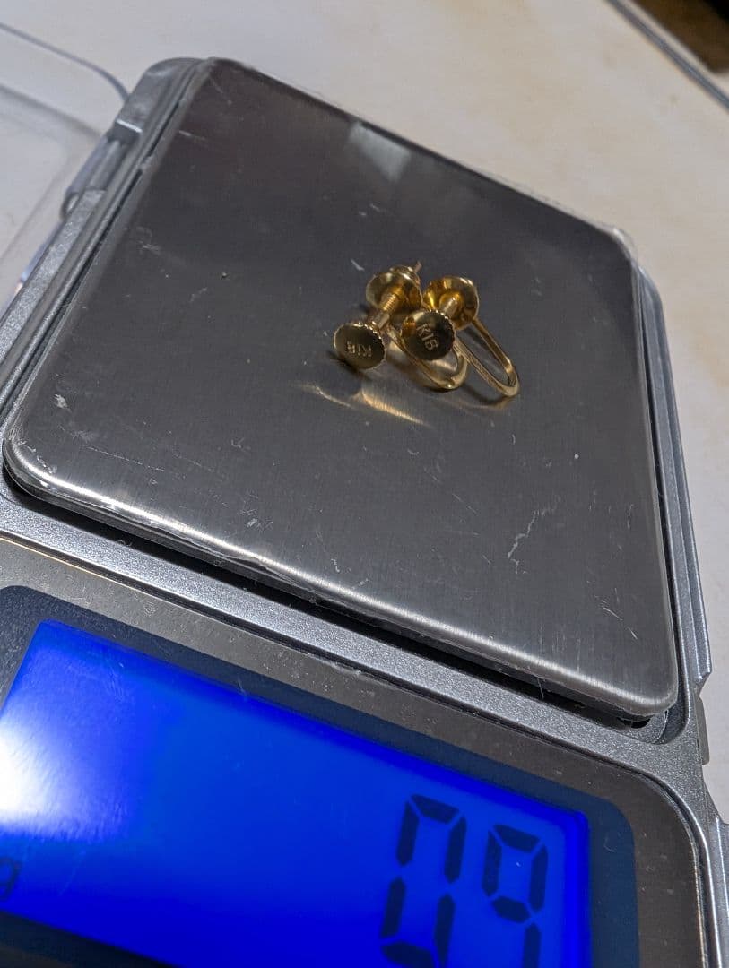 k18イヤリング 0.9g素材