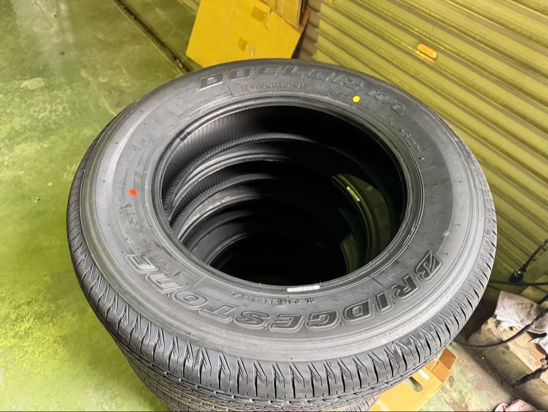 【新品送料込】　ジムニー　タイヤ　② JB64　25年新車外し　セット販売