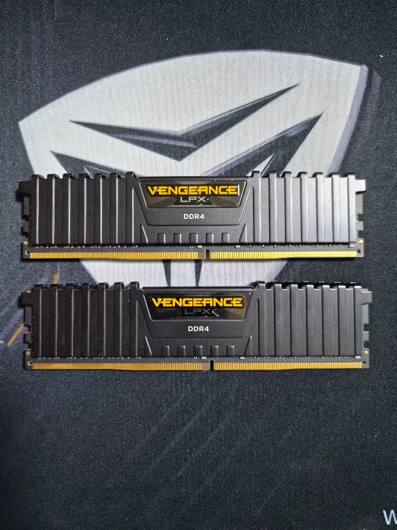CORSAIR メモリ DDR4-3200 32GB 16GB×2