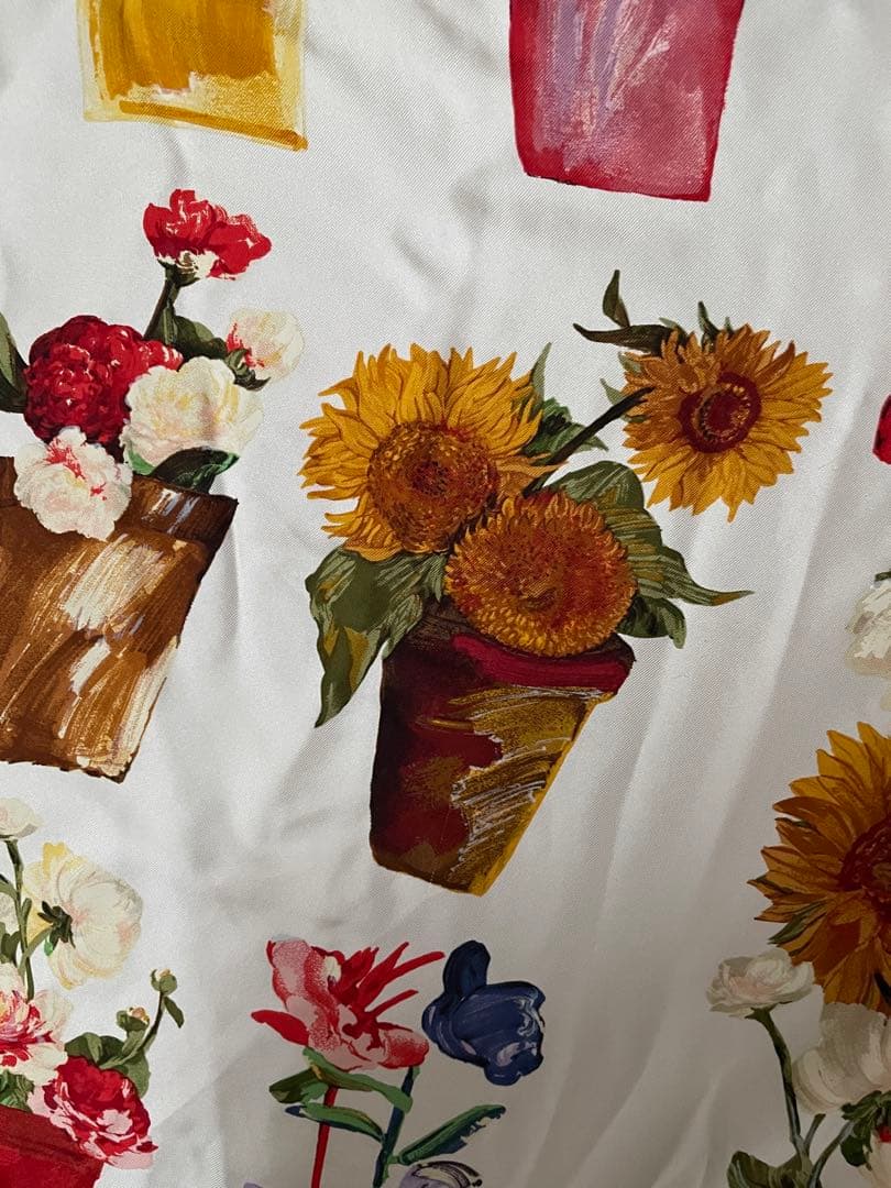 ITALY製 GUCCI 花柄スカーフ