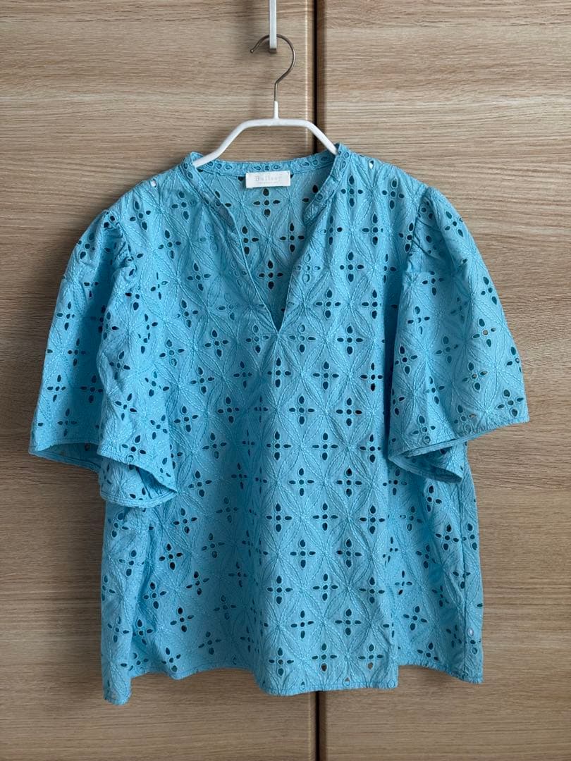 Ballsey ロロンフラワーエンブロイダリー ギャザースリーブブラウス