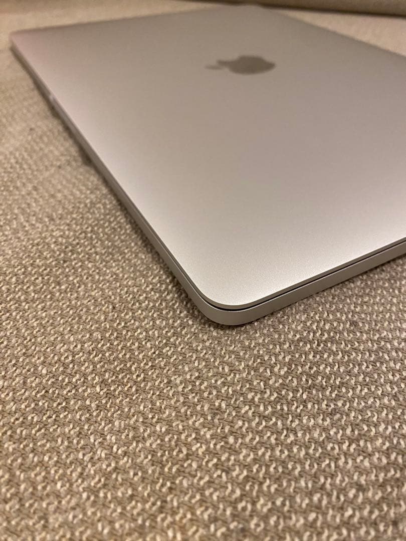 MacBook Pro（13インチ,2016）256GB Apple