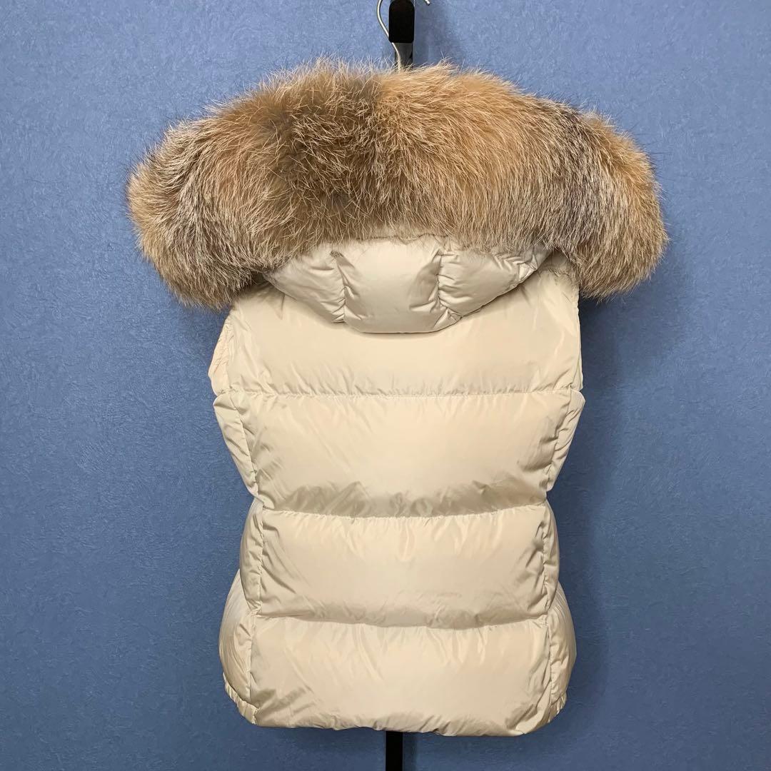 【超美品】モンクレール　 GALLINULE ファーベスト1 ベージュ5D119