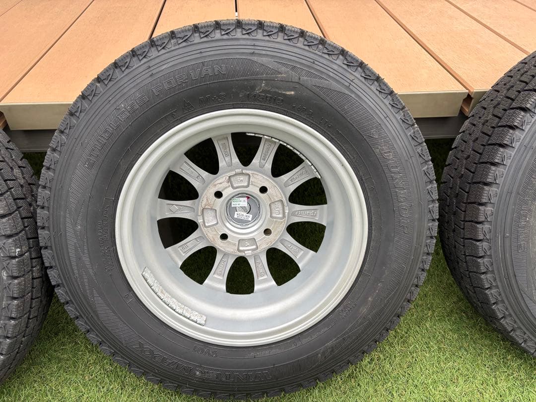 WINTER MAXX スタッドレスタイヤ 12インチ