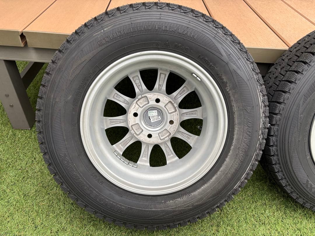 WINTER MAXX スタッドレスタイヤ 12インチ