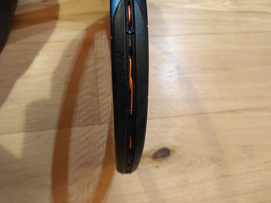 YONEX EZONE100 G2（イーゾーン100）