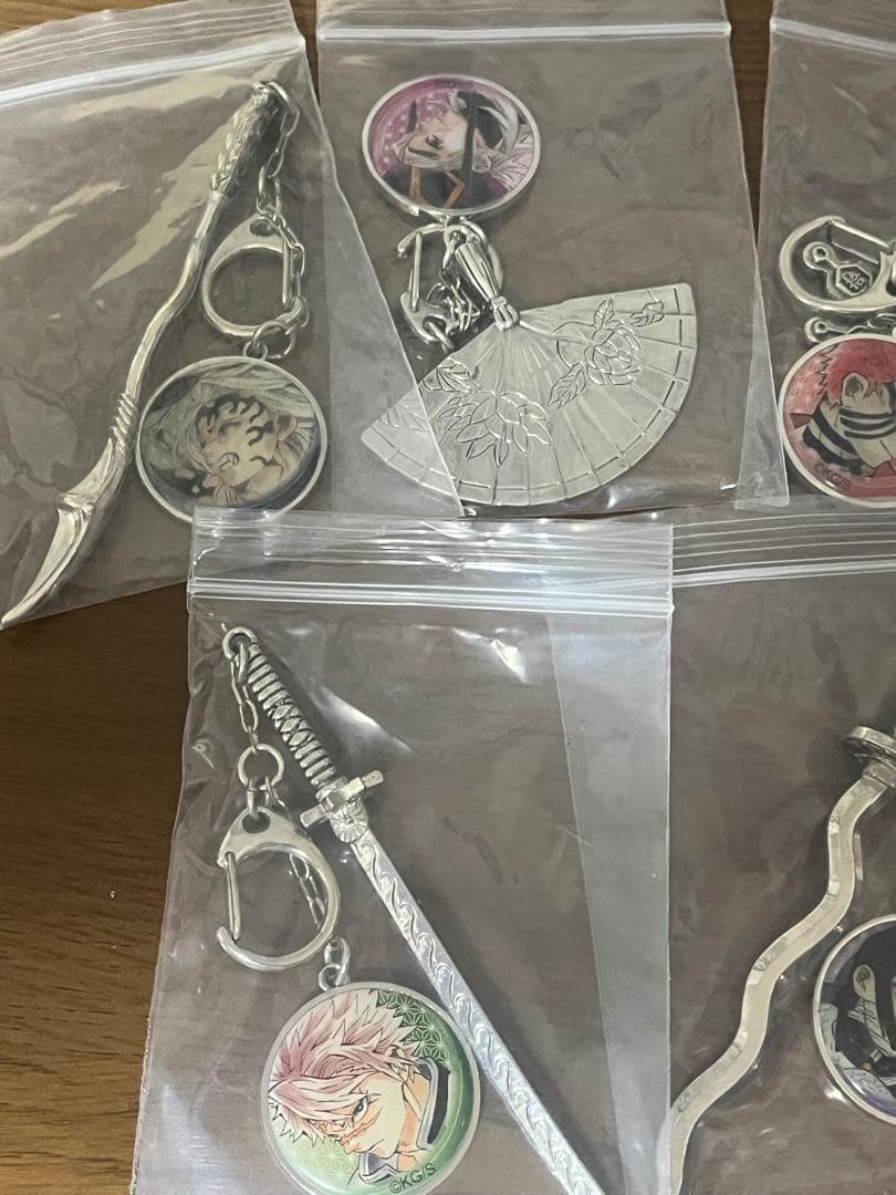 鬼滅の刃 コレクションチャーム ビッグ 日輪刀 メタルチャーム セット