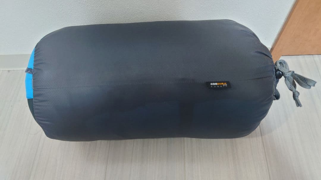 イスカ アルファライト700X 寝袋