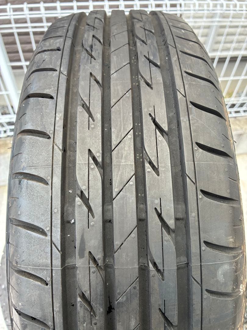 送料込み185/60r15ブリヂストン　ネクストリー22年製造4本セットバリ山