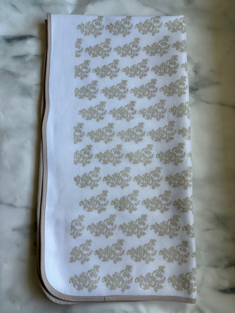 グラントイーワンズ ホルミーシーツ シングル 100×200ホワイト ダマスク柄