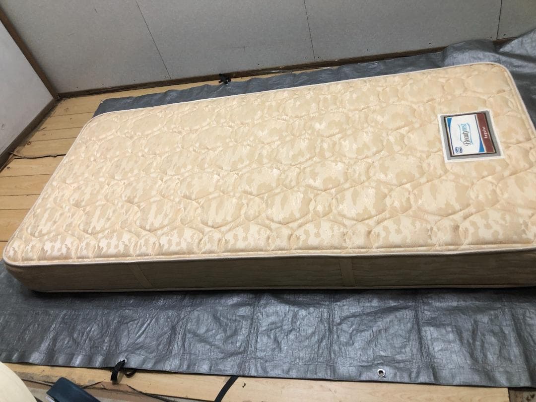 送料無料 シモンズ マットレス Beautyrest シングル 250109