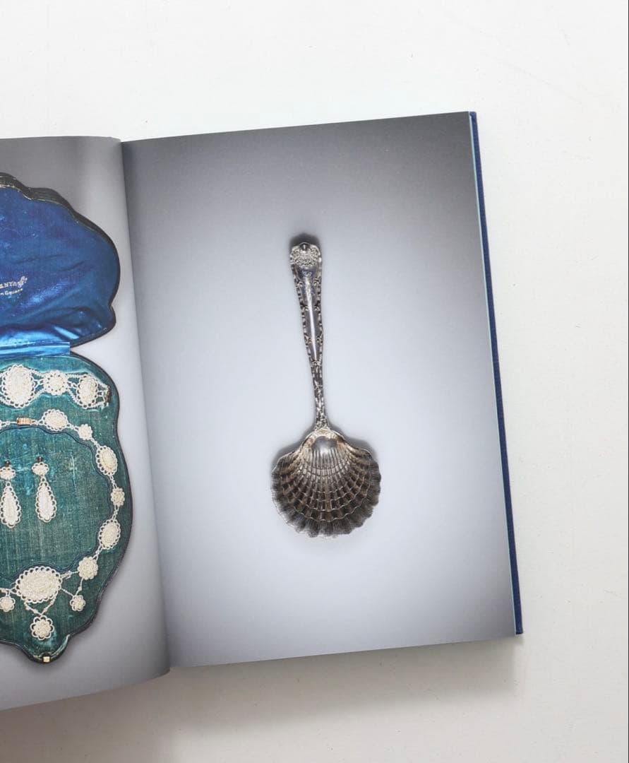 文学・小説 The Tiffany Archives