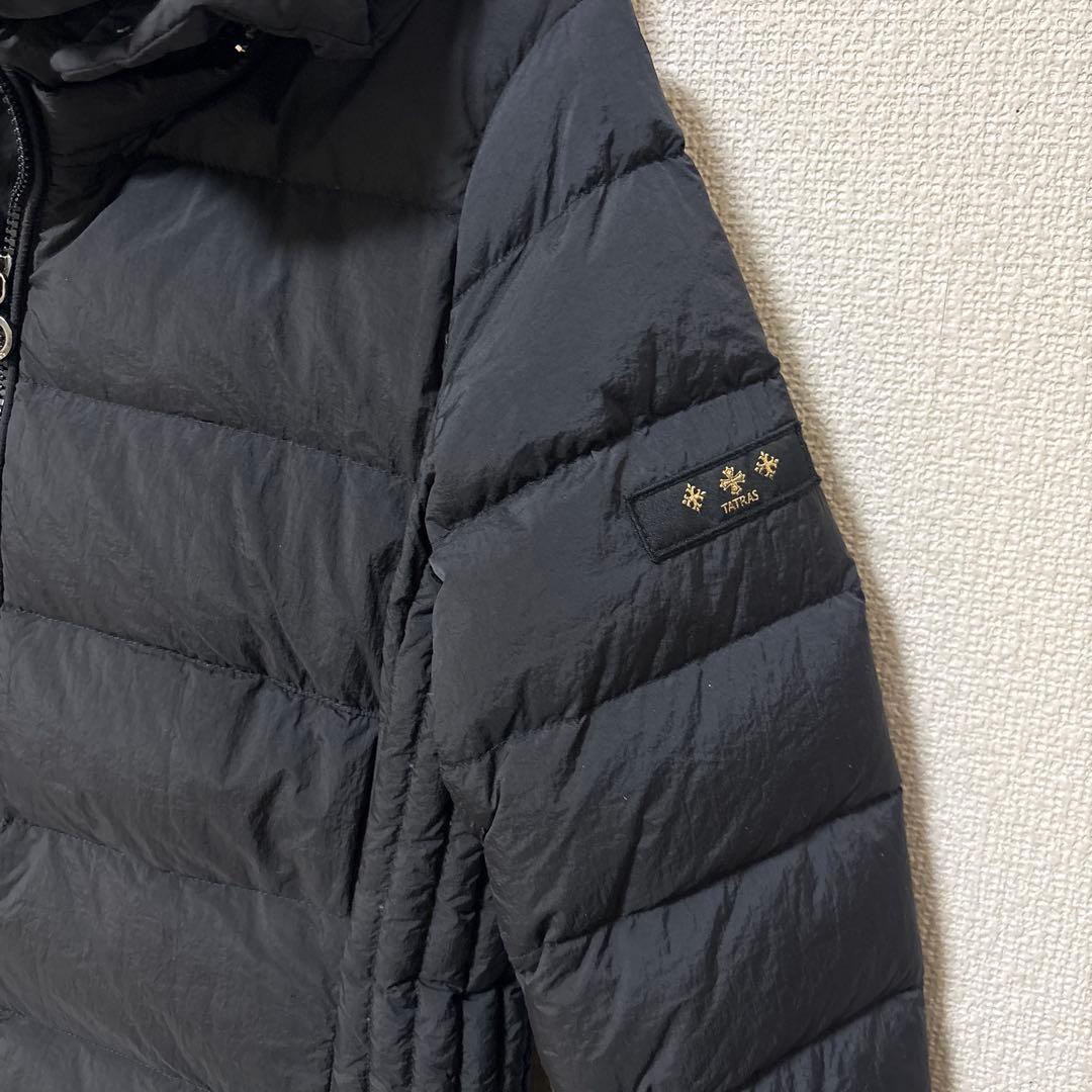 値下げ【TATRAS】ブラックダウンジャケット フード付き