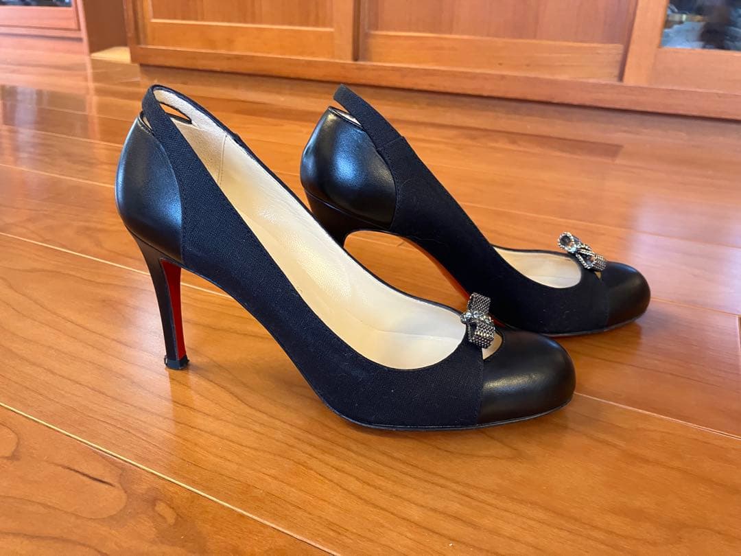 【美品】クリスチャンルブタン 黒ハイヒール パンプス 36