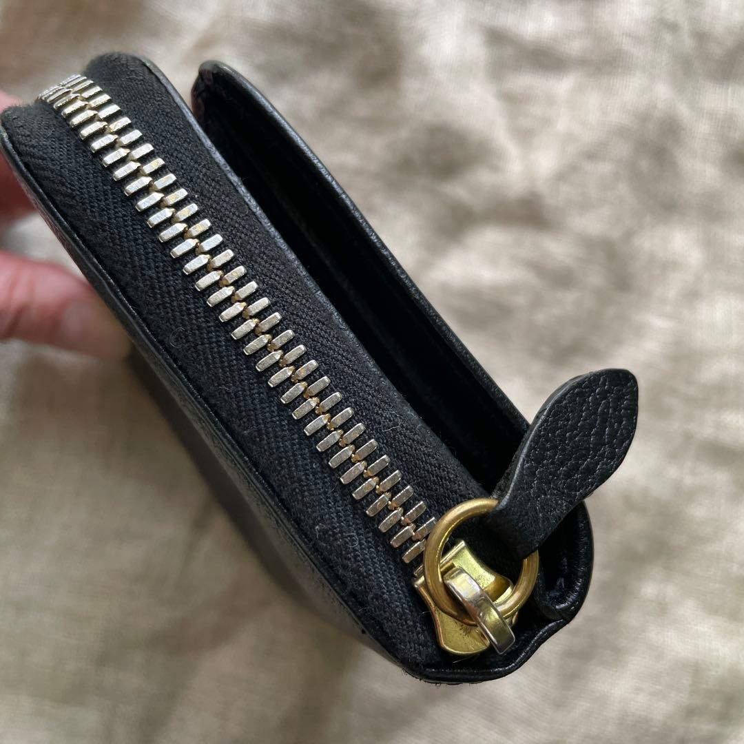 イルビゾンテ　レザー二つ折り財布　シボ　ブラック　黒　ユーズド