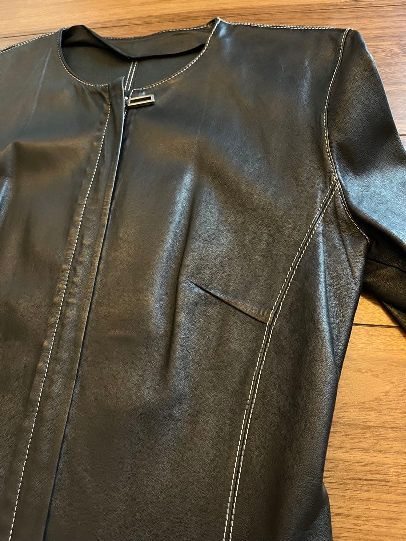 【MARGON】ブラック　レザージャケット　ステッチ　柔らか革100% イタリア