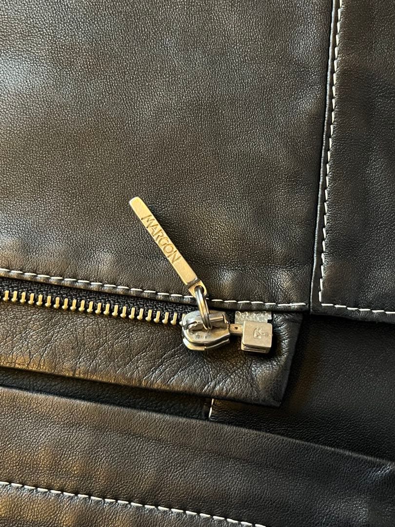 【MARGON】ブラック　レザージャケット　ステッチ　柔らか革100% イタリア