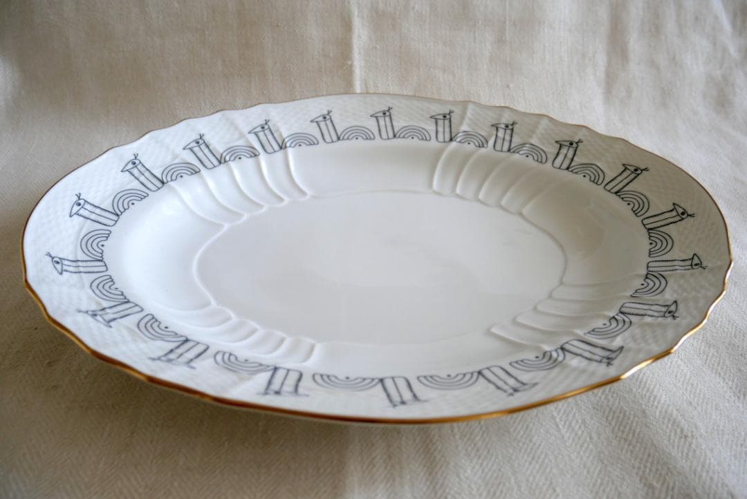 【Bee White】リチャード・ジノリ＆ミナ デザイン　オーバルプレート